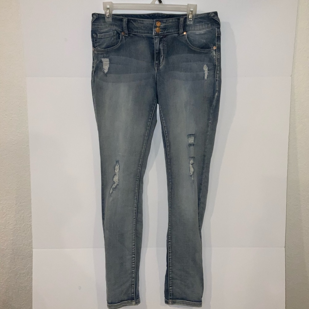 Woman’s Vanity Skinny Jeans/ Light blue/Size: 30